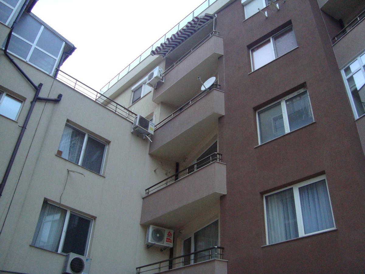 Lili50 Apartamento Plovdiv Exterior foto